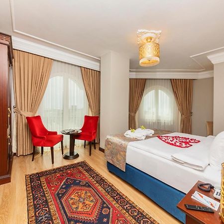 The Magnaura Palace Hotel Истанбул Екстериор снимка