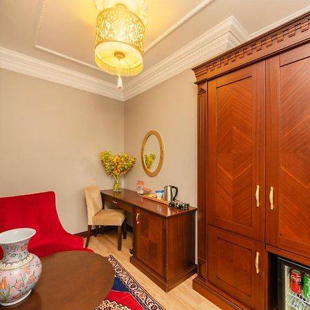 The Magnaura Palace Hotel Истанбул Екстериор снимка