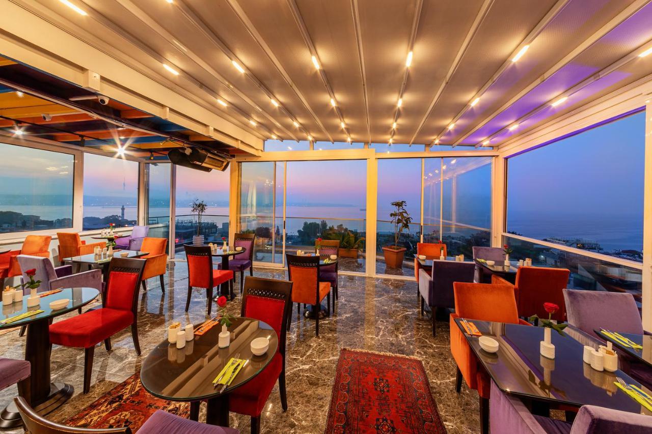 The Magnaura Palace Hotel Истанбул Екстериор снимка