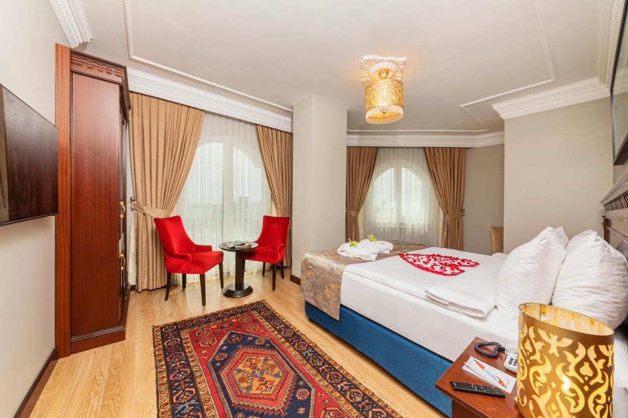 The Magnaura Palace Hotel Истанбул Екстериор снимка