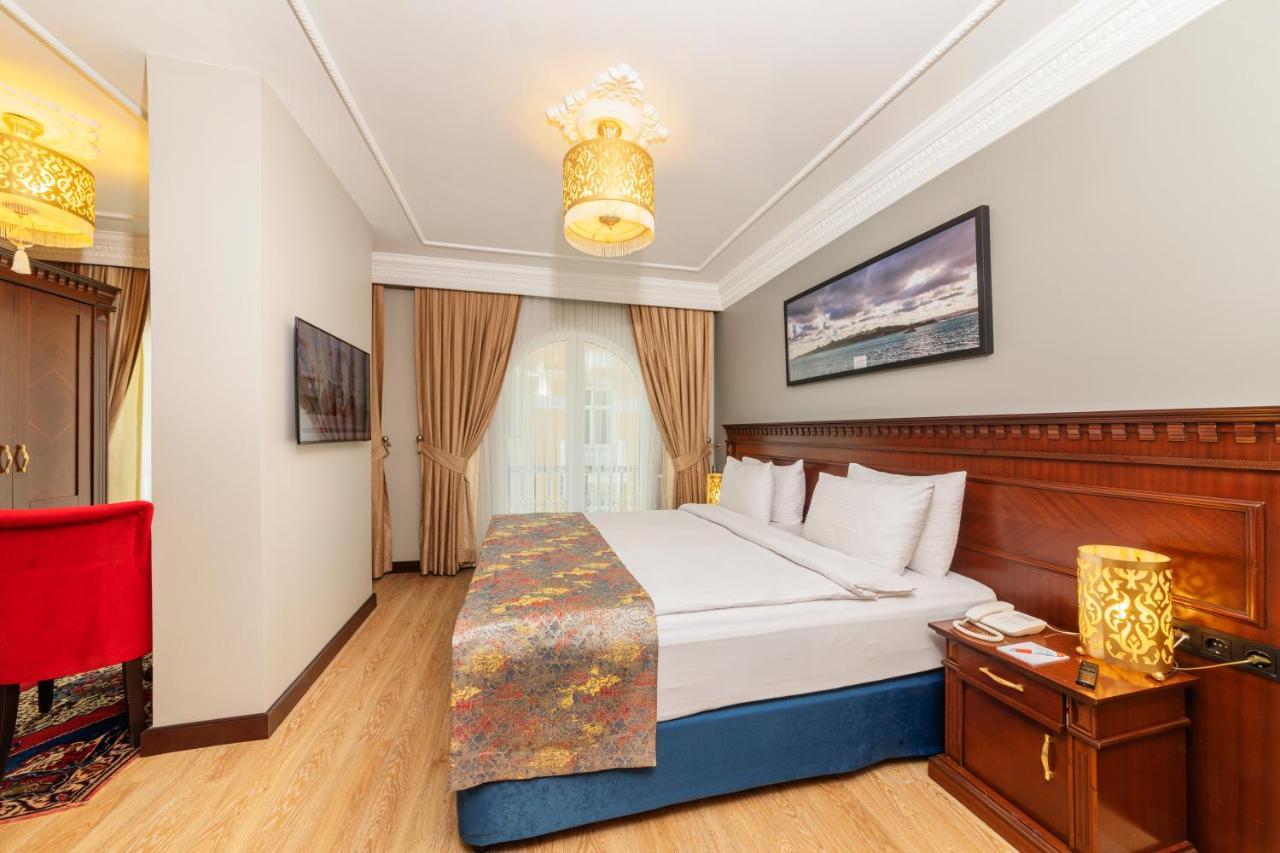 The Magnaura Palace Hotel Истанбул Екстериор снимка